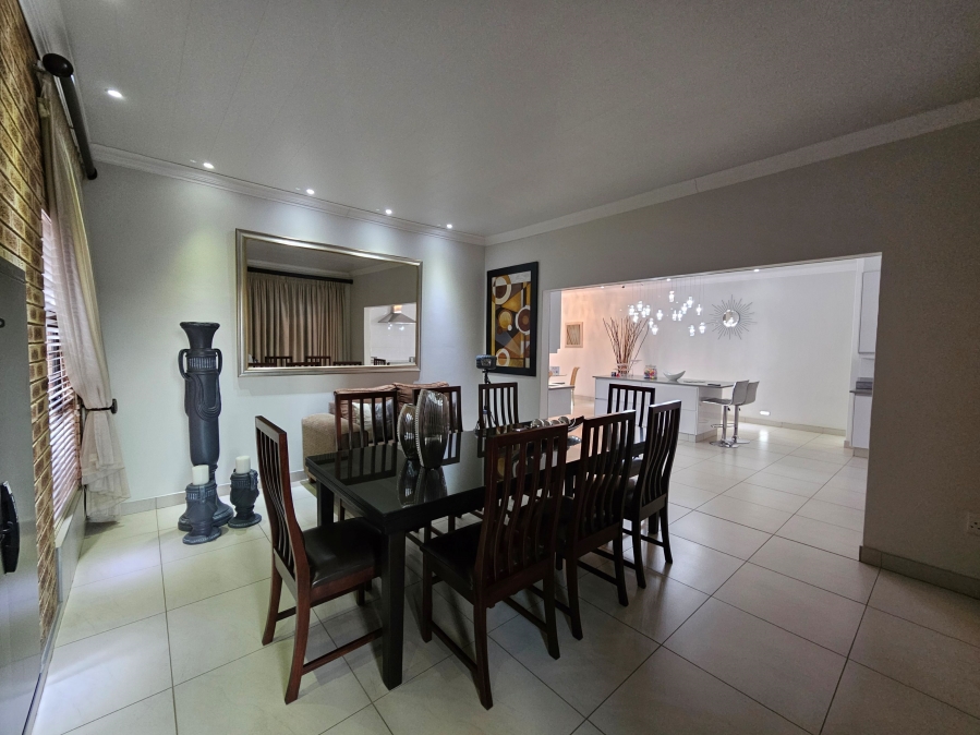 2 Bedroom Property for Sale in Flamwood North West